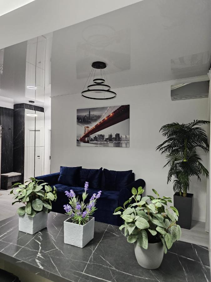 Mamaia Nord Vip Aparthotel Năvodari Exterior foto