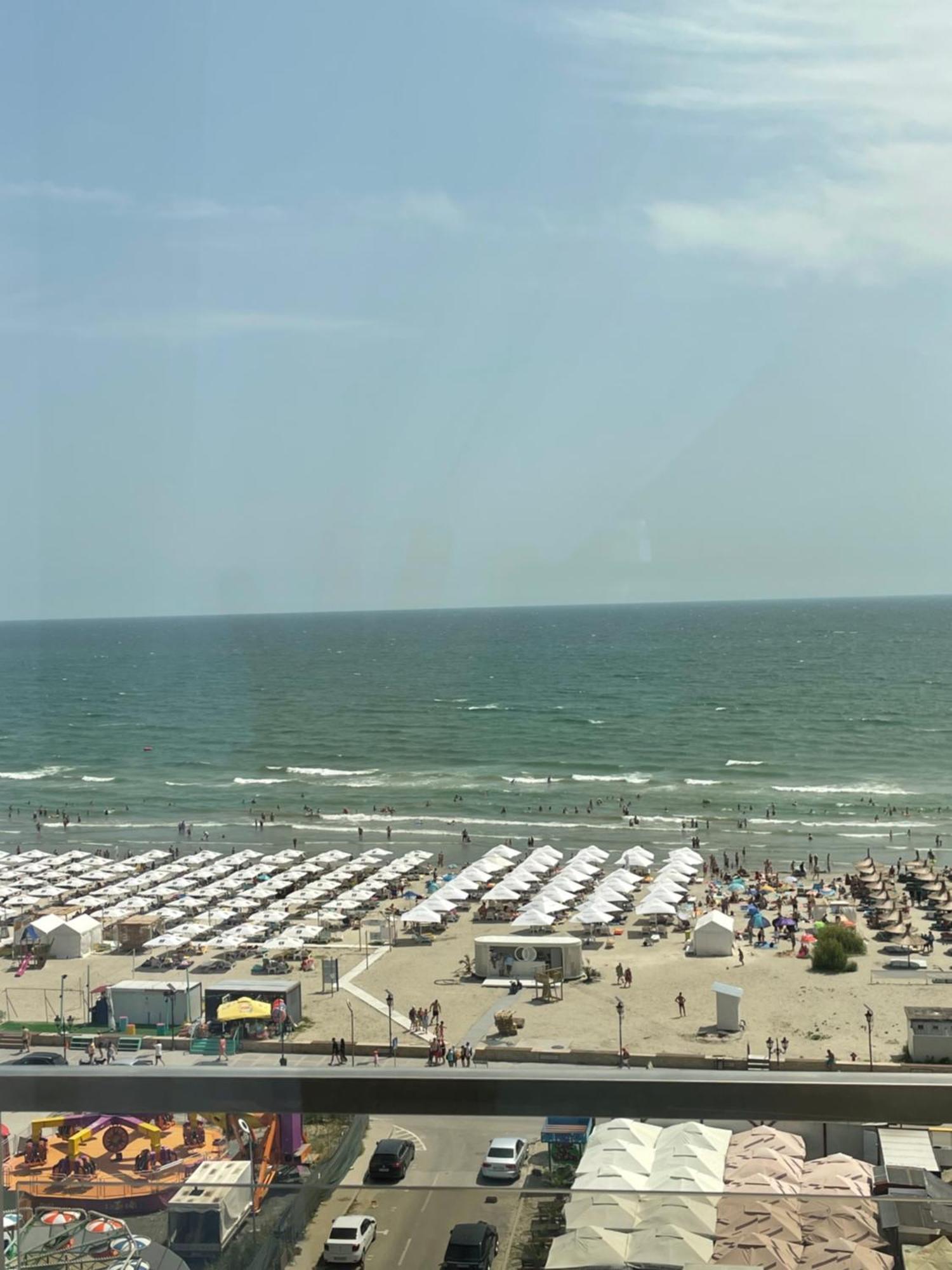 Mamaia Nord Vip Aparthotel Năvodari Exterior foto